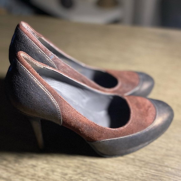 Gorgeous Donald J Pliner made in Italy heels size 7.5 - Picture 2 of 7